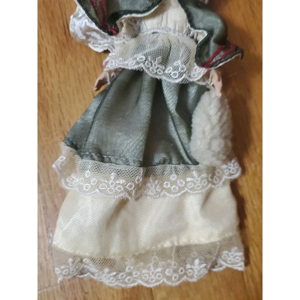 Victorian Lady Doll Christmas‎ Ornament Lace Green Hat Purse No Legs 8 Inches